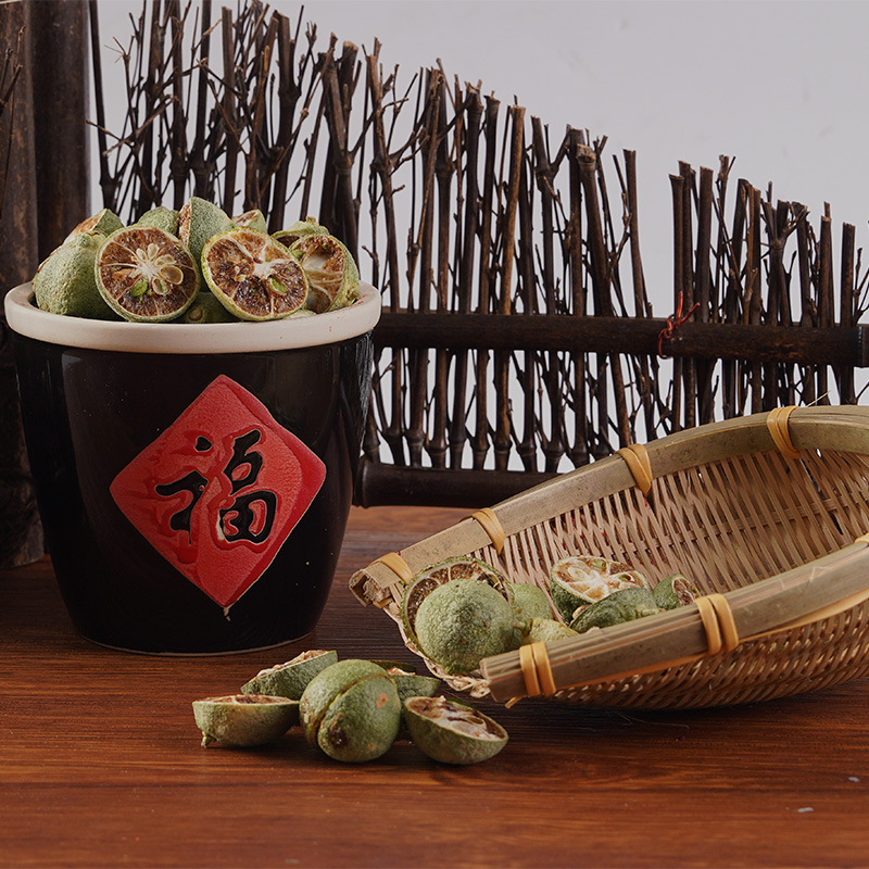 শুকনো সবুজ ট্যানজারিন হিমশীতল